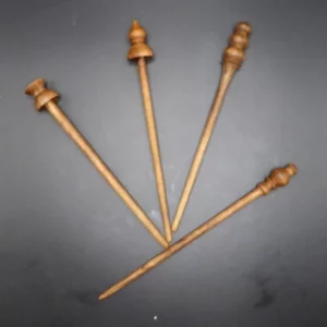 Pics à cheveux artisanaux en bois tourné avec différentes formes et différntes tailles